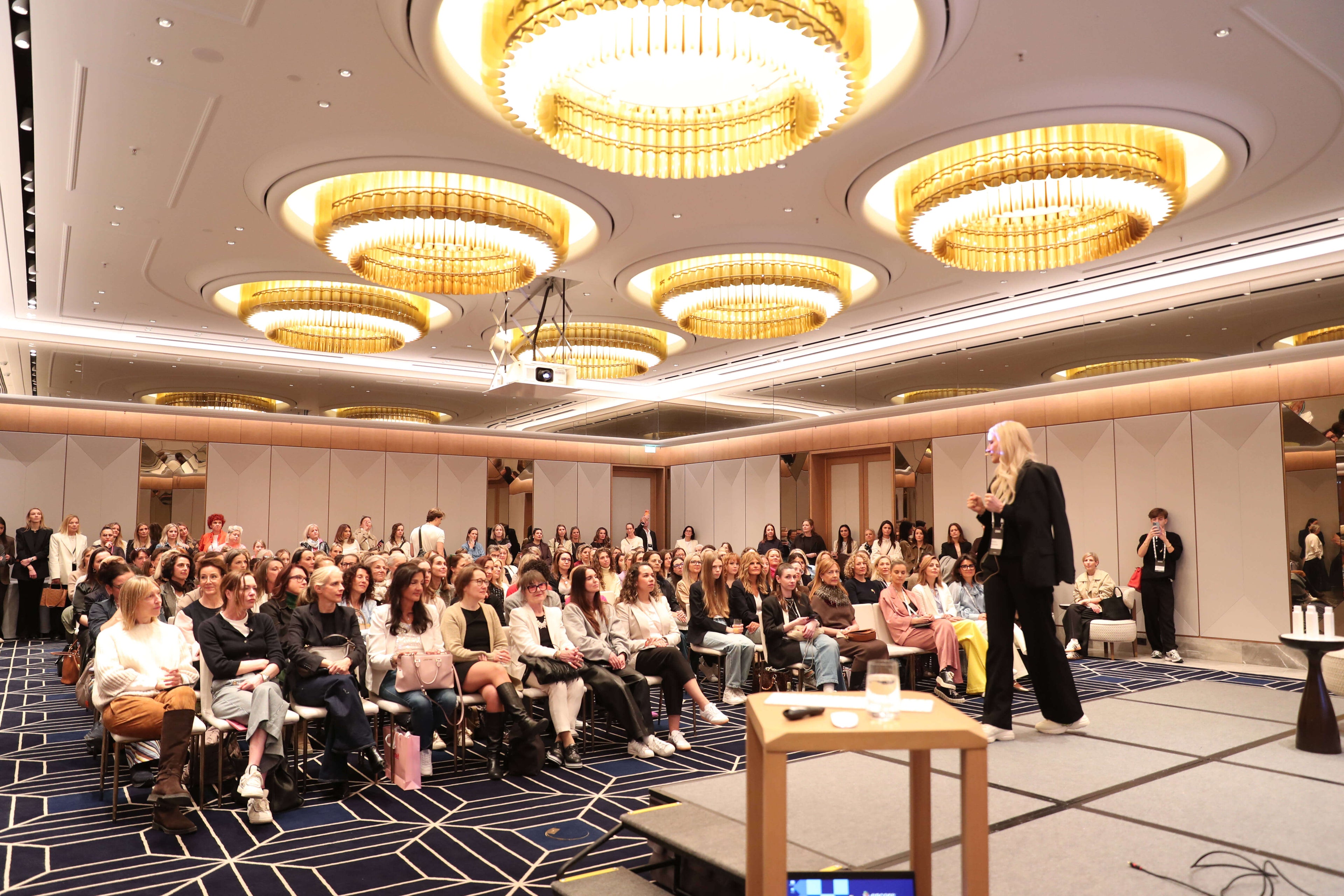 Gäste beim ONNI Hair und Health Day 2026 im Rosewood Munich
